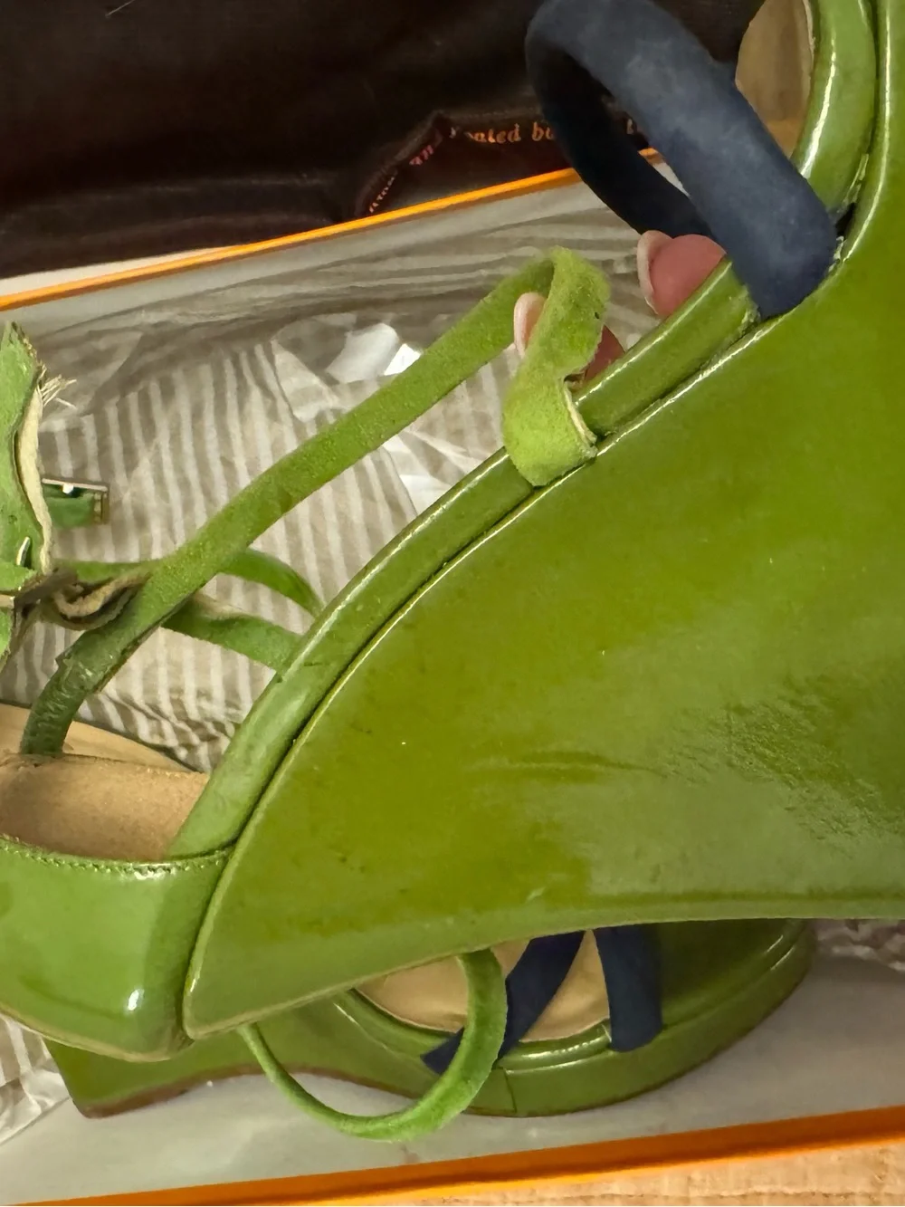 Kate Spade ♠️ Vanessa Green Patent Wedges with Navy accent Straps